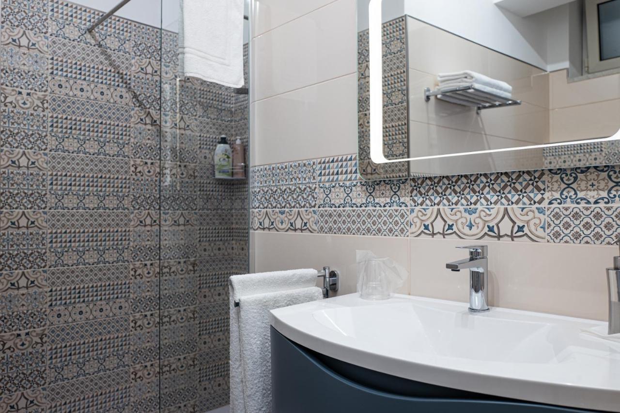 A Due Passi - Guest House Santo Stefano di Camastra Exterior photo